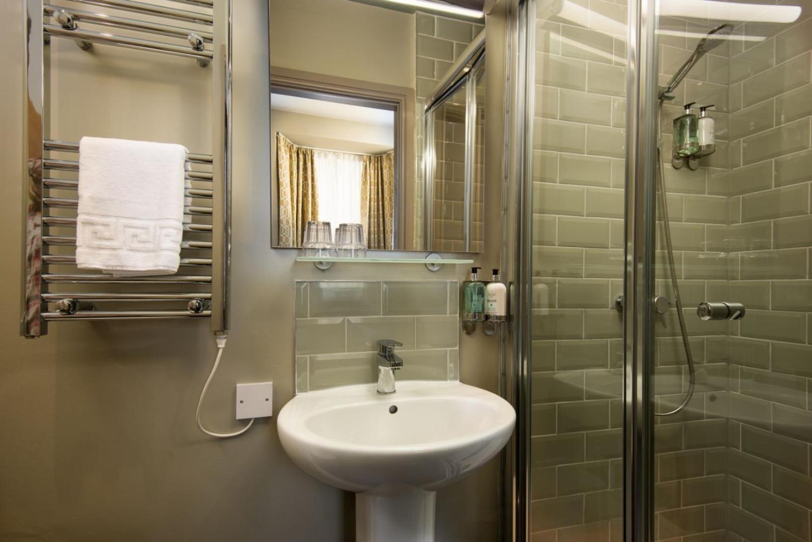 The Angel - The Collection Group Inn 4*